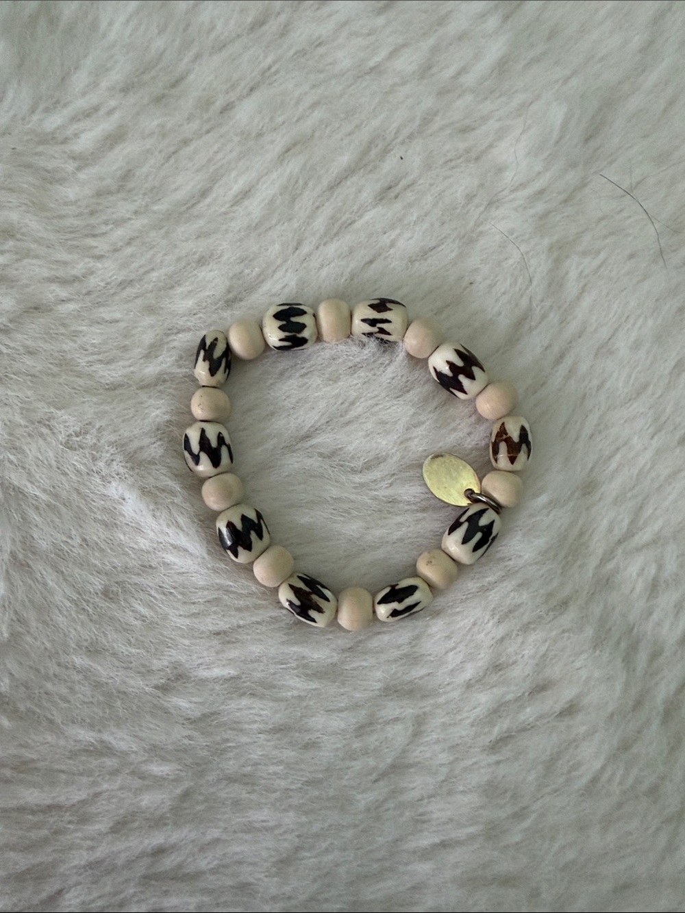 Neutral Beaded Stretch Bracelet with Black Zigzag Accents